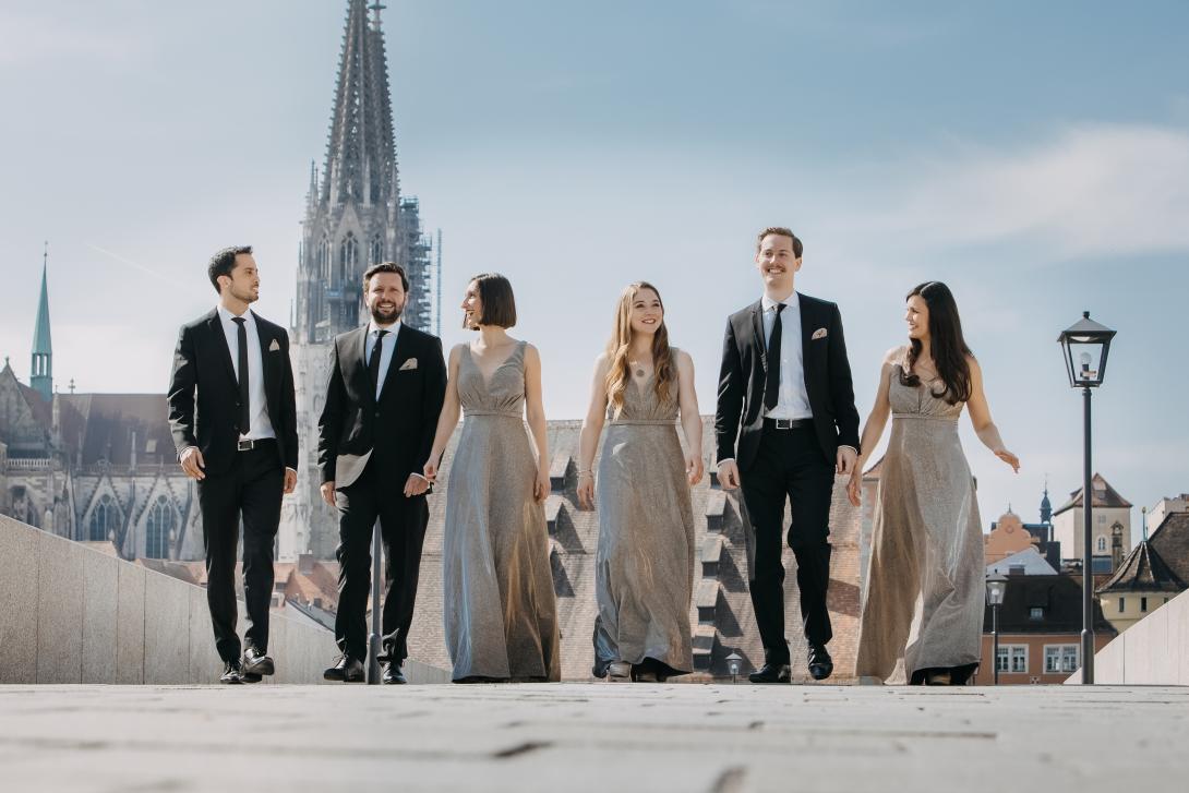 StimmGold auf der Steinernen Brücke, Regensburg Foto: Matt&Glänzend